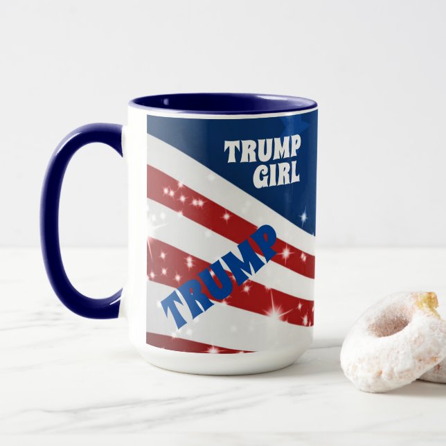 Caneca Sou uma Trump Girl American Flag (Com Donut)