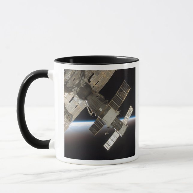 Caneca Soyuz atracado 13 (Esquerda)