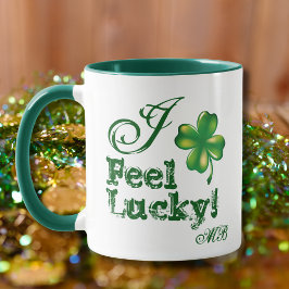 Caneca St. Patrick's Day Monogram I Feel Lucky,  Shamrock