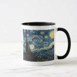 Caneca Starry Night por Vincent van Gogh<br><div class="desc">Vincent van Gogh pintou esta obra-prima,  "Starry Night" em 1889. O título e o artista estão na caneca,  caso a senilidade se ponha em um dia.</div>