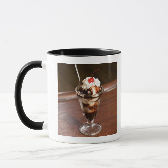 Caneca Sundae do chocolate (Esquerda)