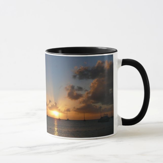 Caneca Sunset com Imagem de Paisagem Tropical de Barcos d (Direita)