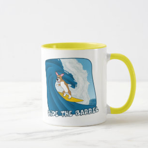 Caneca surfando do Corgi dos desenhos animados