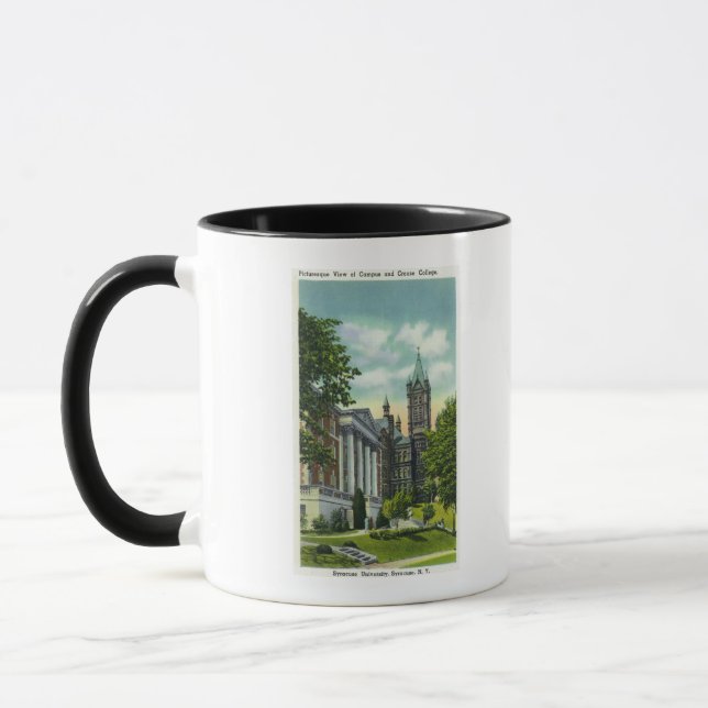 Caneca Syracuse U Campus View Mostrando Crouse College (Esquerda)