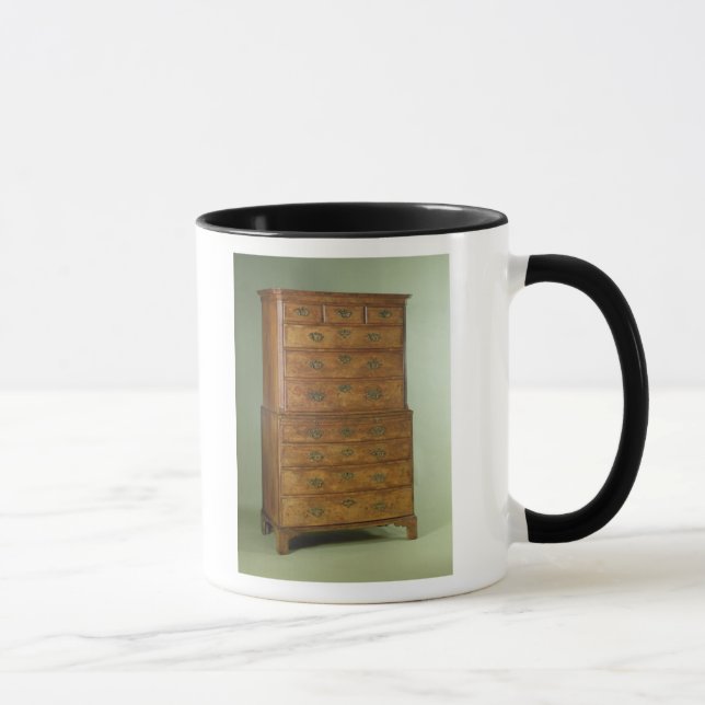 Caneca Tallboy da noz da rainha Anne, início do século (Direita)