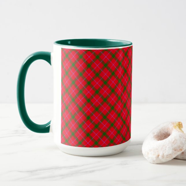 Caneca Tartan de Natal de Xadrez de Férias (Com Donut)