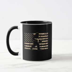 Caneca Tática Sasquatch Camuflagem Patriótica Bigf