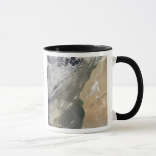Caneca Tempestade da poeira fora de África ocidental