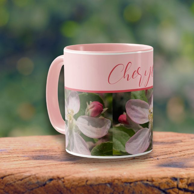 Caneca Tempo de Blossom de Maçã Doce (Apple blossom pink is a sweet personalized mug. Perfect for someone born in May, or loves pink)