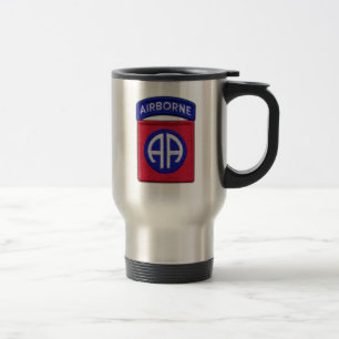 Caneca Térmica 82nd Veterinários dos veteranos da divisão