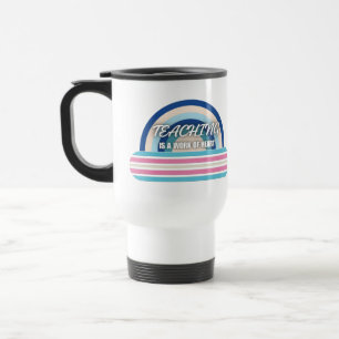 Caneca Térmica Arco-Íris Ensino é uma obra de coração
