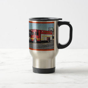 Caneca Térmica Bebendo do Bombeiro Vermelho