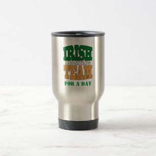 Caneca Térmica Bebendo Irlandês da Equipe Rua. Dia dos Patricões
