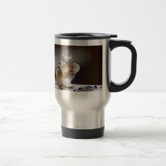 Caneca Térmica Chipmunk com a foto do cheio dos mordentes