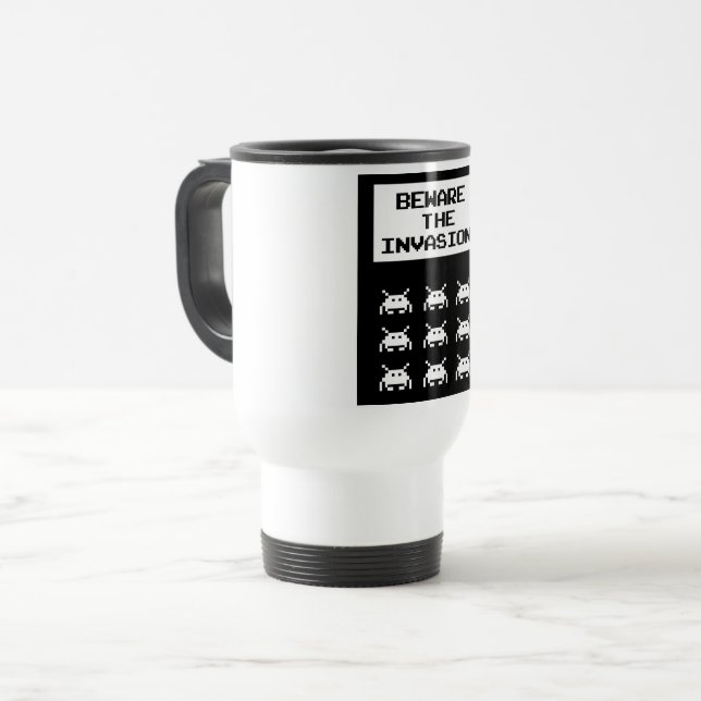 Caneca Térmica Cuidado com a invasão, geek design (Frente Esquerda)