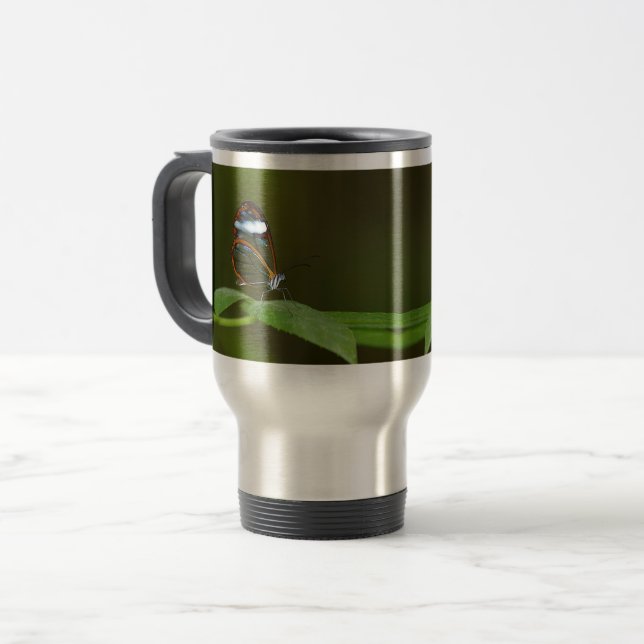 Caneca Térmica "Design da borboleta de Glasswing de um dia claro" (Frente Esquerda)