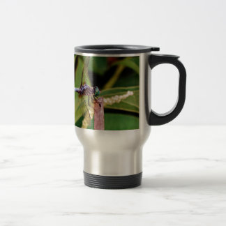 Caneca Térmica Dragonfly com flores brancas