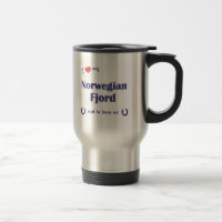 Eu amo meu fiorde norueguês (o cavalo masculino)