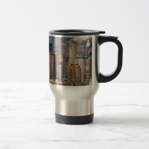 Caneca Térmica Horizonte de Nova York e o rio Hudson em Manhattan