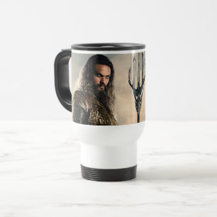 Caneca Térmica Liga da Justiça  Aquaman no campo de batalha