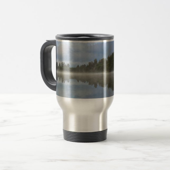 Caneca Térmica Misty Lake Trees Refletir Foto Tranquil Natureza (Frente Esquerda)