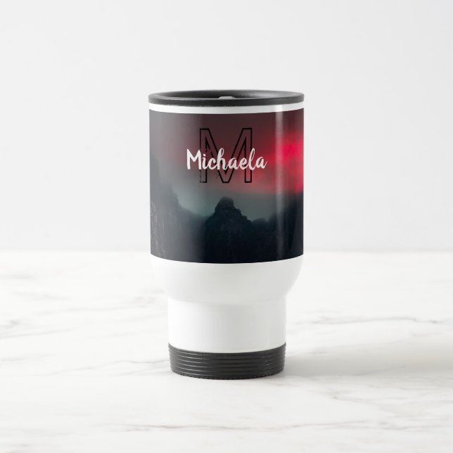 Caneca Térmica Nuvens a arder, nevoeiro e monograma das montanhas (Centro)