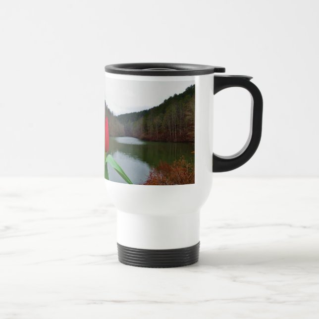 Caneca Térmica Tulipa Vermelha primavera no lago Arrohouad (Direita)