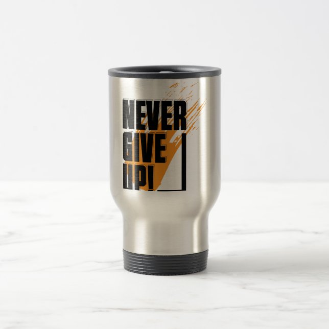 Caneca Térmica Um copo feito de material de alta qualidade e resi (Centro)