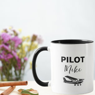 Caneca Texto e avião PILOT moderno, presente personalizad