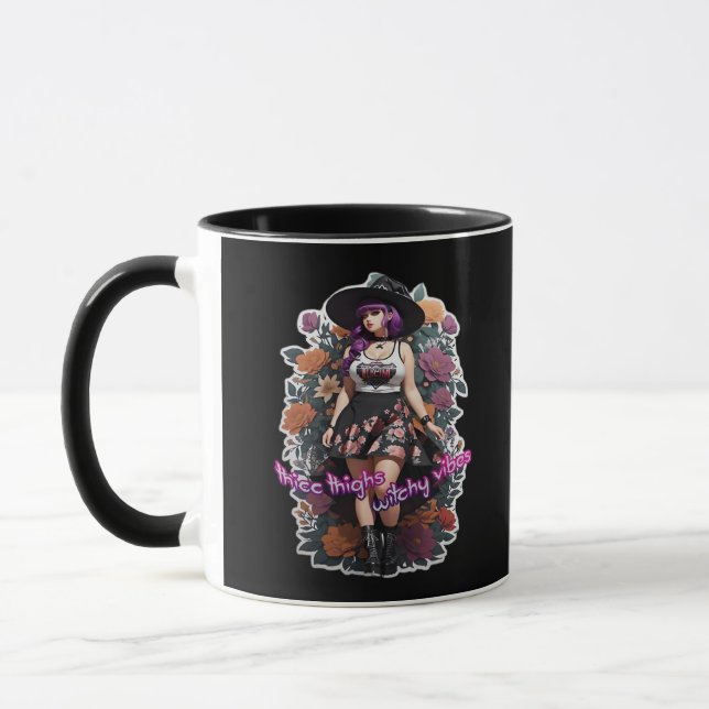 Caneca Thicc Thighs Witchy Vibes - Whimsigoth Witch-Core (Esquerda)