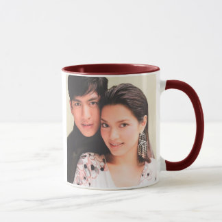 Caneca Tik-Jesadaporn e Aom-Phiyada