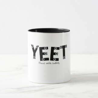 Caneca Tipografia cinza negrito YEET com balas de design