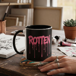 Caneca Tipografia de Texto Pingando Rosa Podre