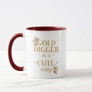 Caneca Tipografia Dourada Sassy com Laços Florais