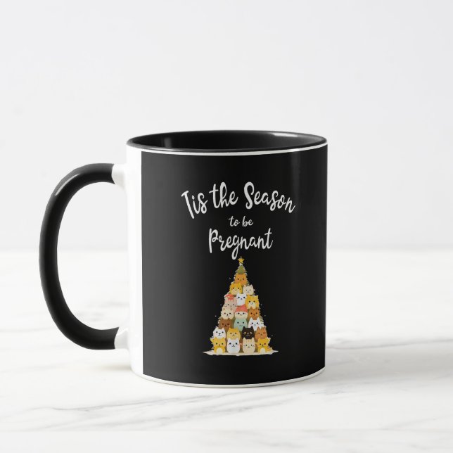Caneca Tis The Season To Pregnant Cute Christmas Tree Men (Esquerda)