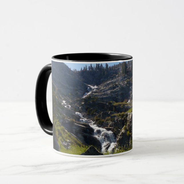 Caneca Tokopah Falls I no Parque Nacional Sequoia (Frente Esquerda)