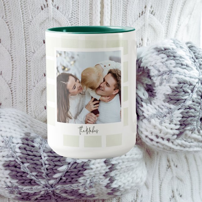 Caneca Trendy Christmas Mug | Verde de Foto Dupla Persona (Criador carregado)