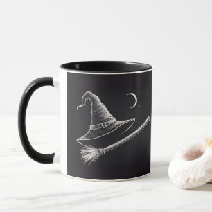Caneca Trendy Spooky Halloween Chapéu de bruxa e vassoura