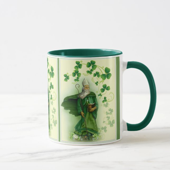 Caneca Trevos verdes irlandeses do dia de St Patrick (Direita)