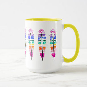 Caneca tribal da pena.