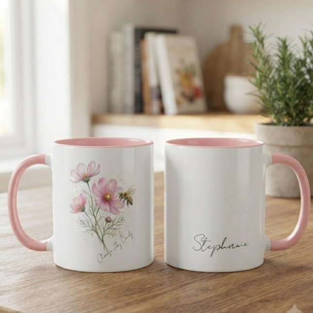 Caneca Tributo Floral Alegre do Prado Inspirador (Soft pink floral meadow artwork shown on a cheerful drinkware piece, perfect for daily inspiration.)