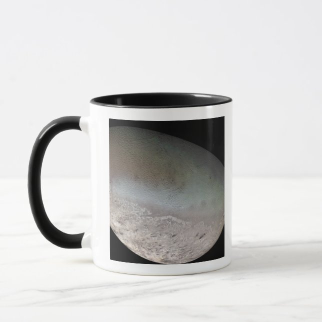 Caneca Triton, a maior lua do planeta Netuno (Esquerda)