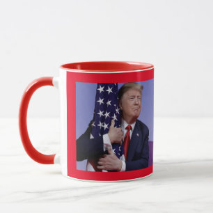 Caneca Trump 2020 - Keep America Excelente