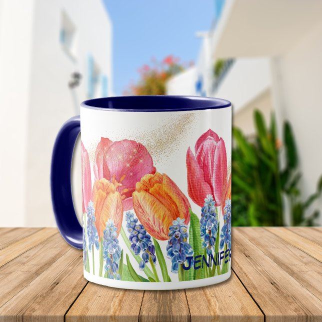 Caneca Tulipas e flores de Primavera de aquarela (Criador carregado)