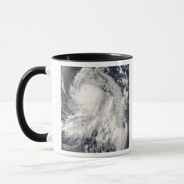 Caneca Typhoon Nakri do Japão (Esquerda)