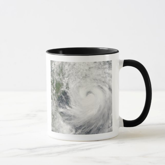 Caneca Typhoon Prapiroon (Direita)