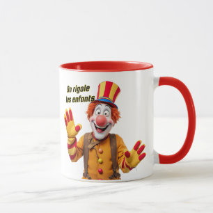 Caneca Um palhaço no show faz as crianças rirem.