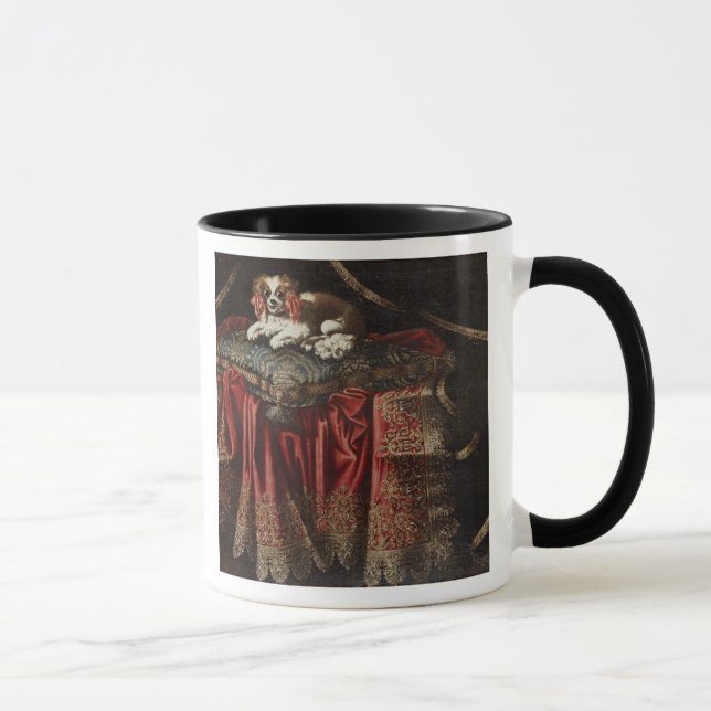 Caneca Um spaniel assentado em um coxim bordado (Direita)