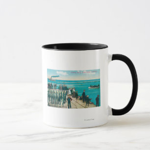 Caneca Uma cena da pesca com uma captura enorme