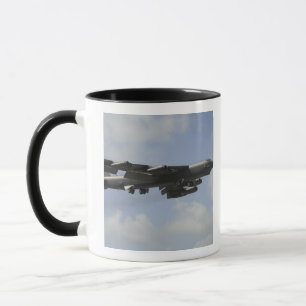 Caneca Uma força aérea de E.U.B-52 Stratofortress em v